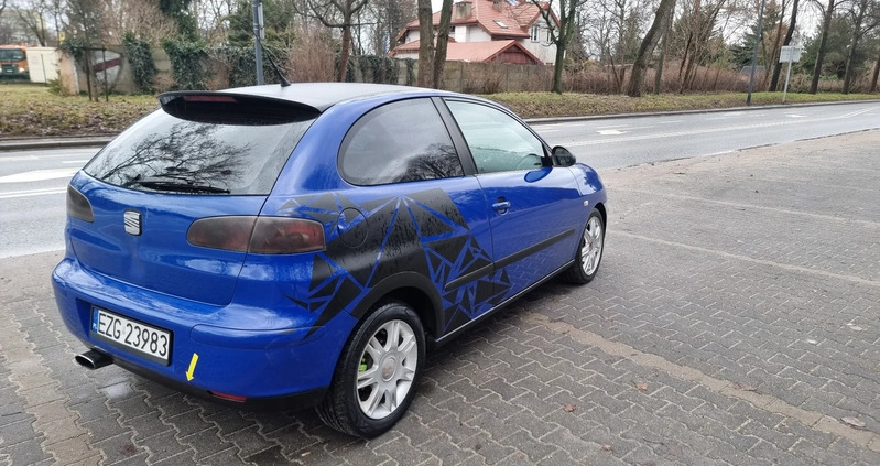 Seat Ibiza cena 6999 przebieg: 290000, rok produkcji 2003 z Łódź małe 326